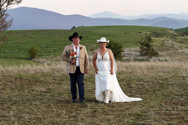 Steph and Kerrod's Wedding at Braymont Gardens Tumbarumba.