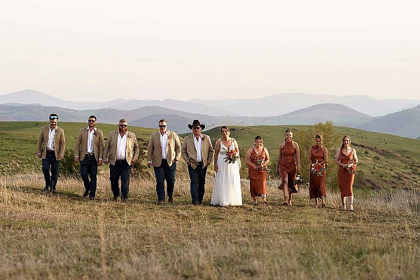 Steph & Kerrod’s Wedding at Braymont Gardens | Tumbarumba Wedding Photographers  | Tumbarumba-Weddings-Steph-Kerrod-00017.jpg