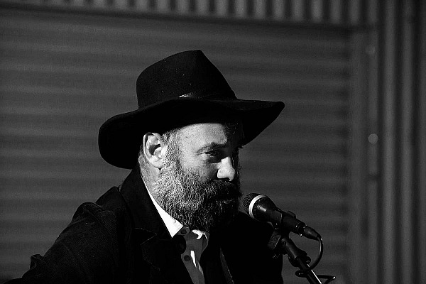 Steph & Kerrod’s Wedding at Braymont Gardens | Tumbarumba Wedding Photographers  | Tumbarumba-Weddings-Steph-Kerrod-00041.jpg