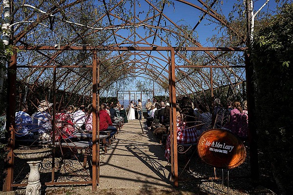 Steph & Kerrod’s Wedding at Braymont Gardens | Tumbarumba Wedding Photographers  | Tumbarumba-Weddings-Steph-Kerrod-0004.jpg