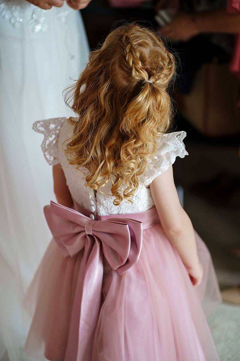 Cassandra & Callum's Wedding at Corowa Whisky & Chocolate Factory | Corowa Wedding Photographers  | Corowa-Whisky-and-Chocolate-Factory-Weddings-Cassandra-Callum-0004.jpg