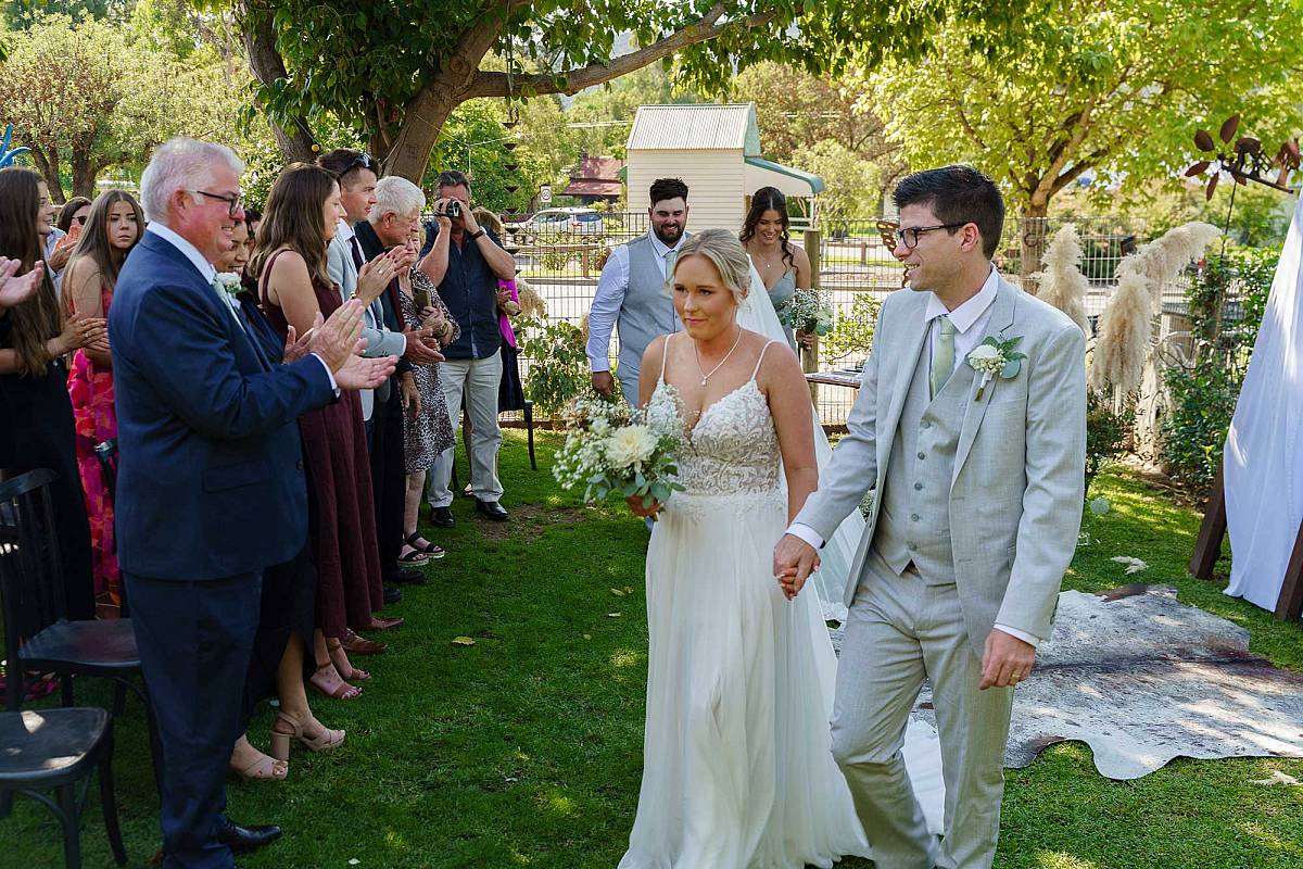 Shania & Ryan’s Wedding at McEvoy Tavern | Eldorado Wedding  | Eldorado-McEvoy-Tavern-Weddings-Shania-and-Ryan-0016.jpg