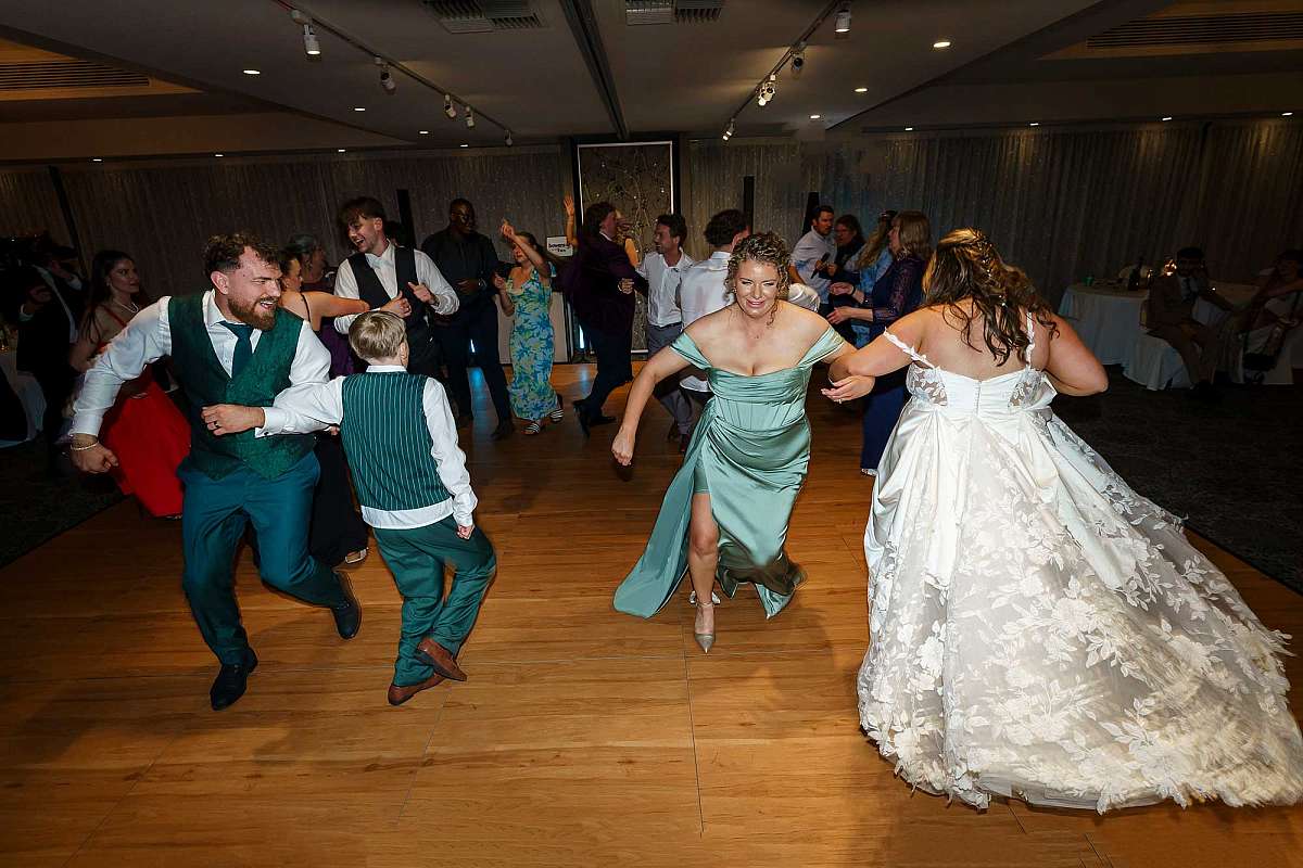 Bethany & Isaac’s Wedding at Sebel Pinnacle Valley Resort – Captured by All Saints Photography Albury | Sebel-Pinnacle-Valley-resort-Weddings-Bethany-Isaac-0056.jpg