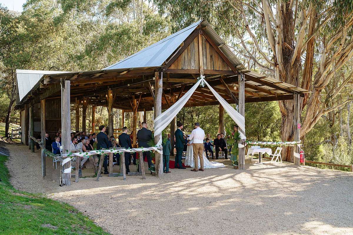 Bethany & Isaac’s Wedding at Sebel Pinnacle Valley Resort – Captured by All Saints Photography Albury | Sebel-Pinnacle-Valley-resort-Weddings-Bethany-Isaac-0017.jpg