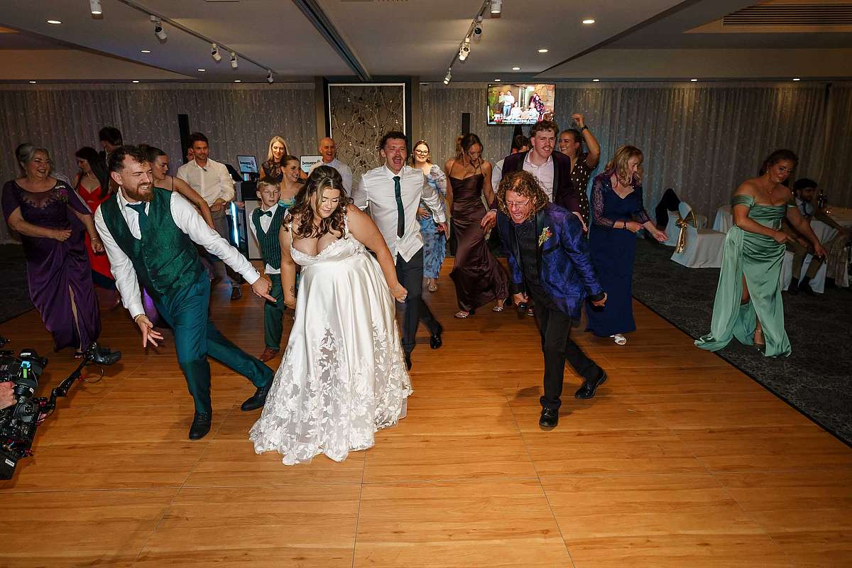 Bethany & Isaac’s Wedding at Sebel Pinnacle Valley Resort – Captured by All Saints Photography Albury | Sebel-Pinnacle-Valley-resort-Weddings-Bethany-Isaac-0060.jpg