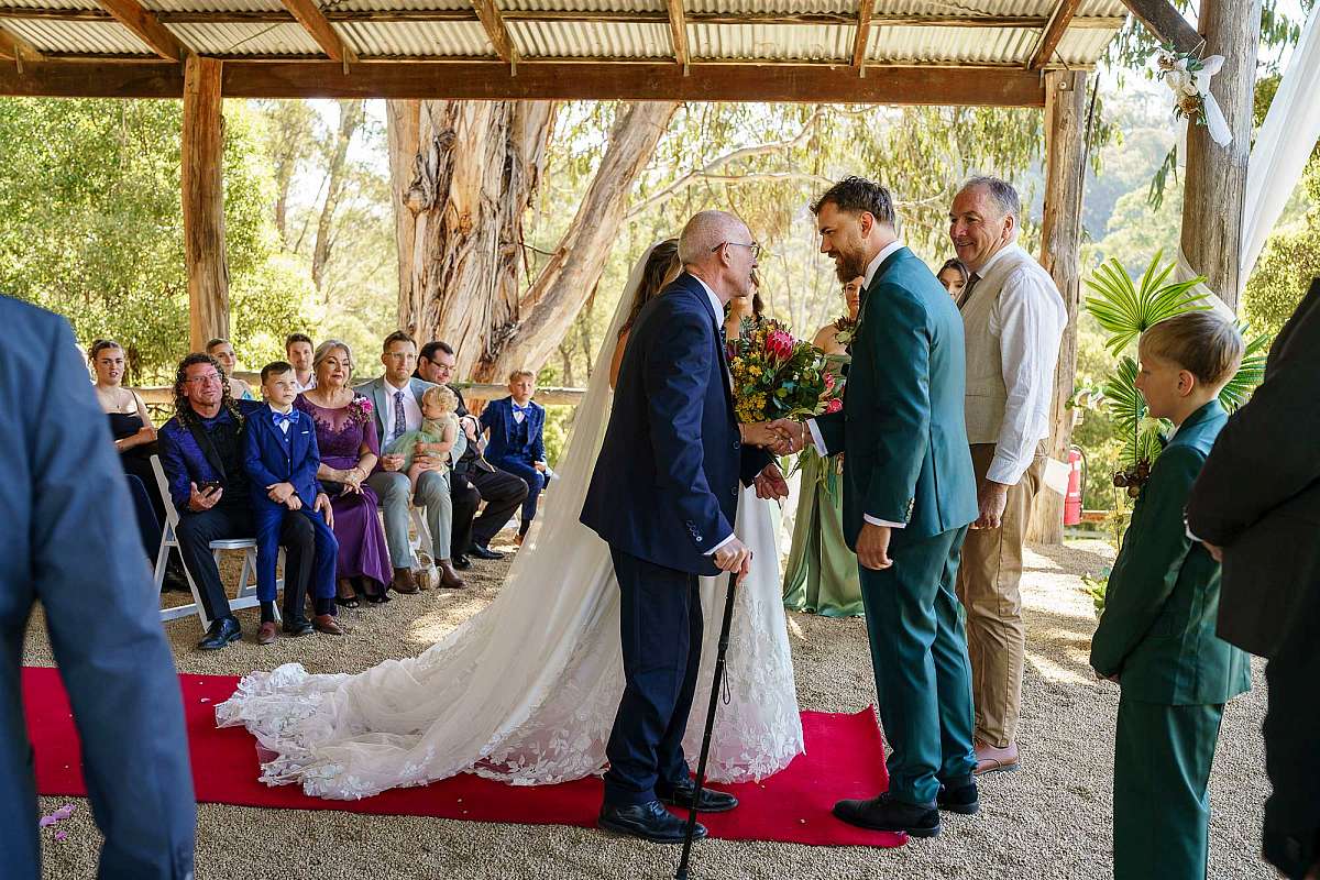 Bethany & Isaac’s Wedding at Sebel Pinnacle Valley Resort – Captured by All Saints Photography Albury | Sebel-Pinnacle-Valley-resort-Weddings-Bethany-Isaac-0016.jpg