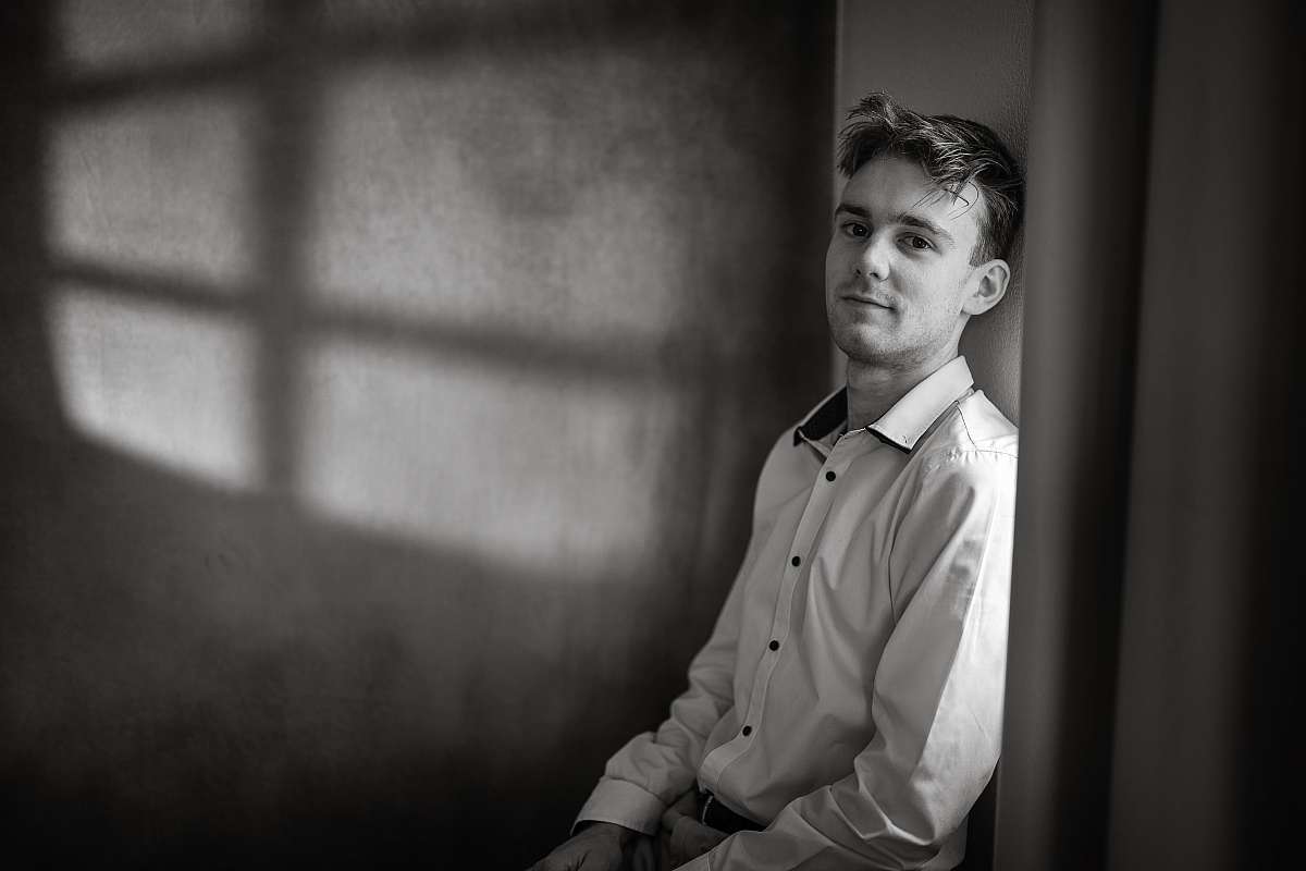 Albury Portrait  Pricing & Packages | 2025-11-30-CP-0043b.jpg