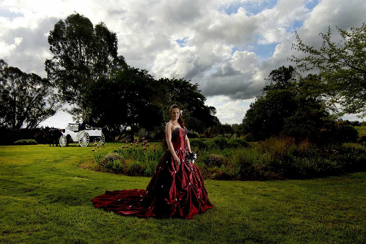 Claire and Andrew's wedding at All Saints Estate | Rutherglen Wedding Photographers  | buller0379.jpg