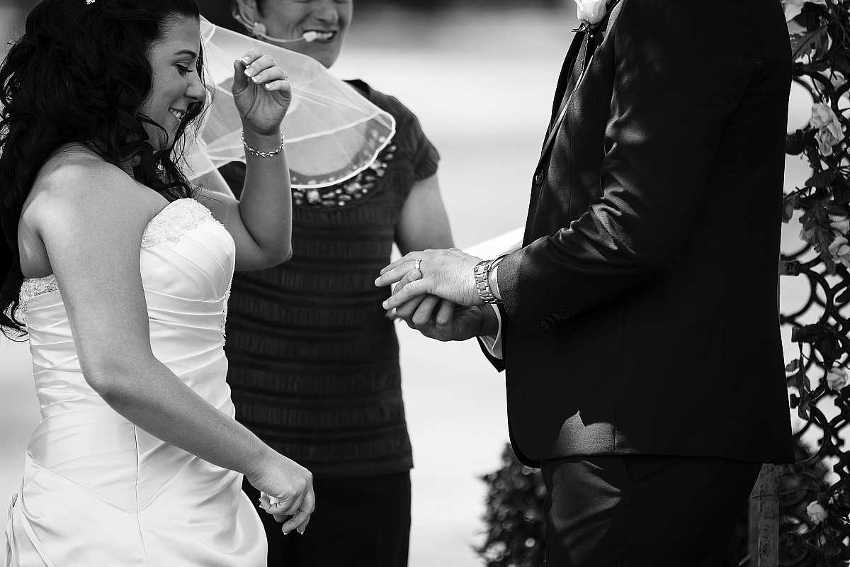 Sandi & Ryan’s Wedding at Yarrawonga Golf Club | Yarrawonga / Mulwala Wedding Photographers | 0299.jpg