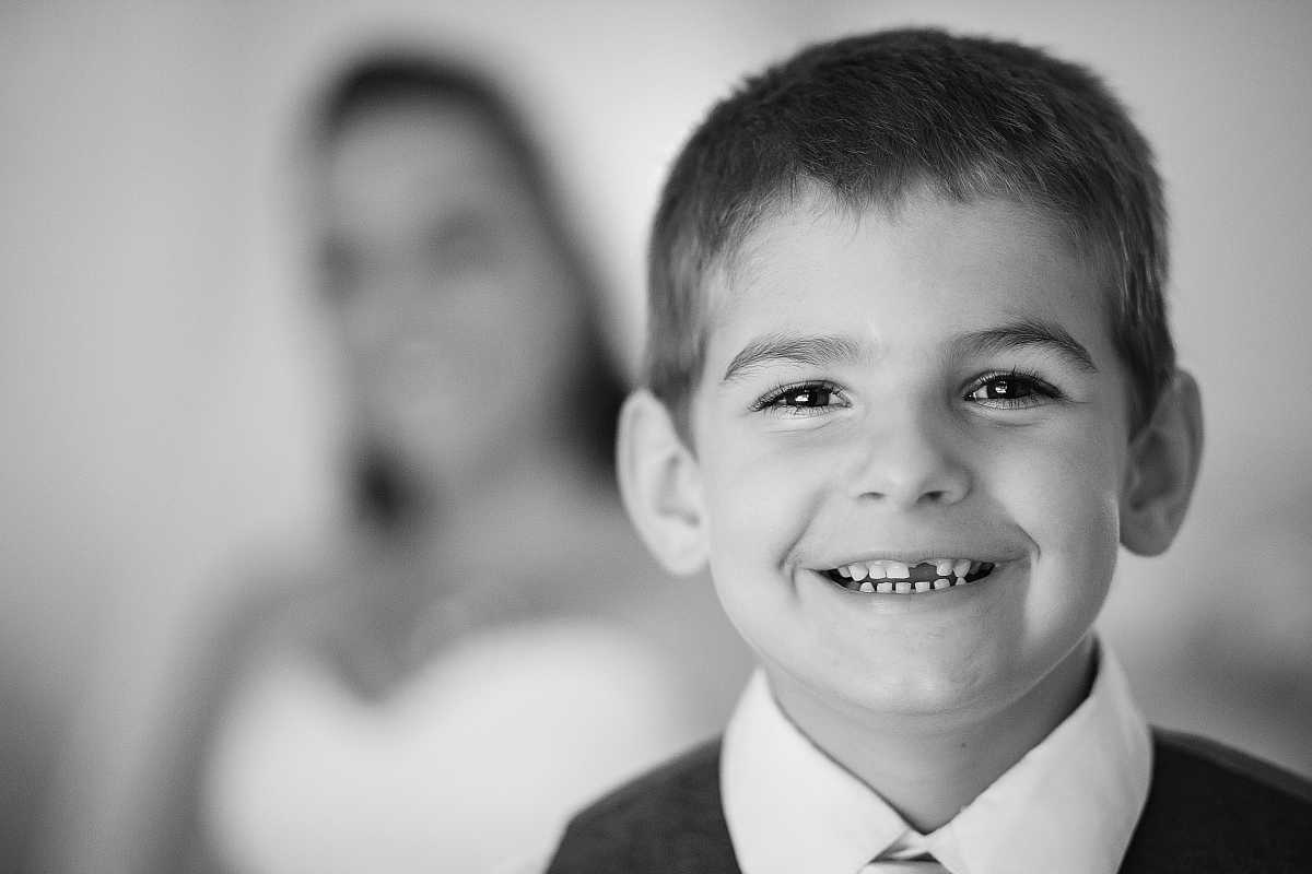 Sarah and Christopher's wedding at the Wagga City Golf Club  | Wagga Wagga Wedding Photographers  | 00250.jpg