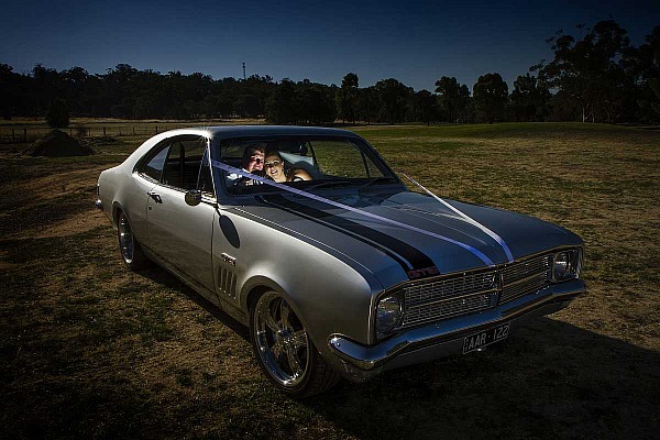 Sarah and Christopher's wedding at the Wagga City Golf Club  | Wagga Wagga Wedding Photographers 