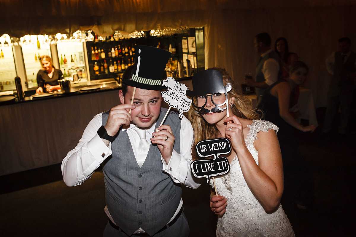 Melissa and Kane's Gypsy Gardens Wedding | Albury Wedding Photographers  | 0975.jpg