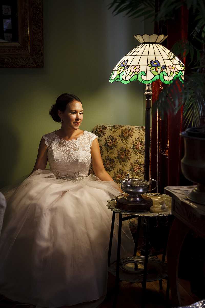 Rochelle and Geoff's weddding at the Junee Chocolate and Licorice Factory | Junee Wedding Photographers | 0406.jpg