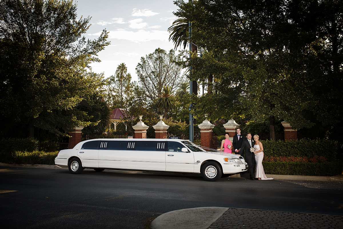 Karen and David's Albury Manor House Wedding  | Albury Wedding Photographers  | 00630.jpg