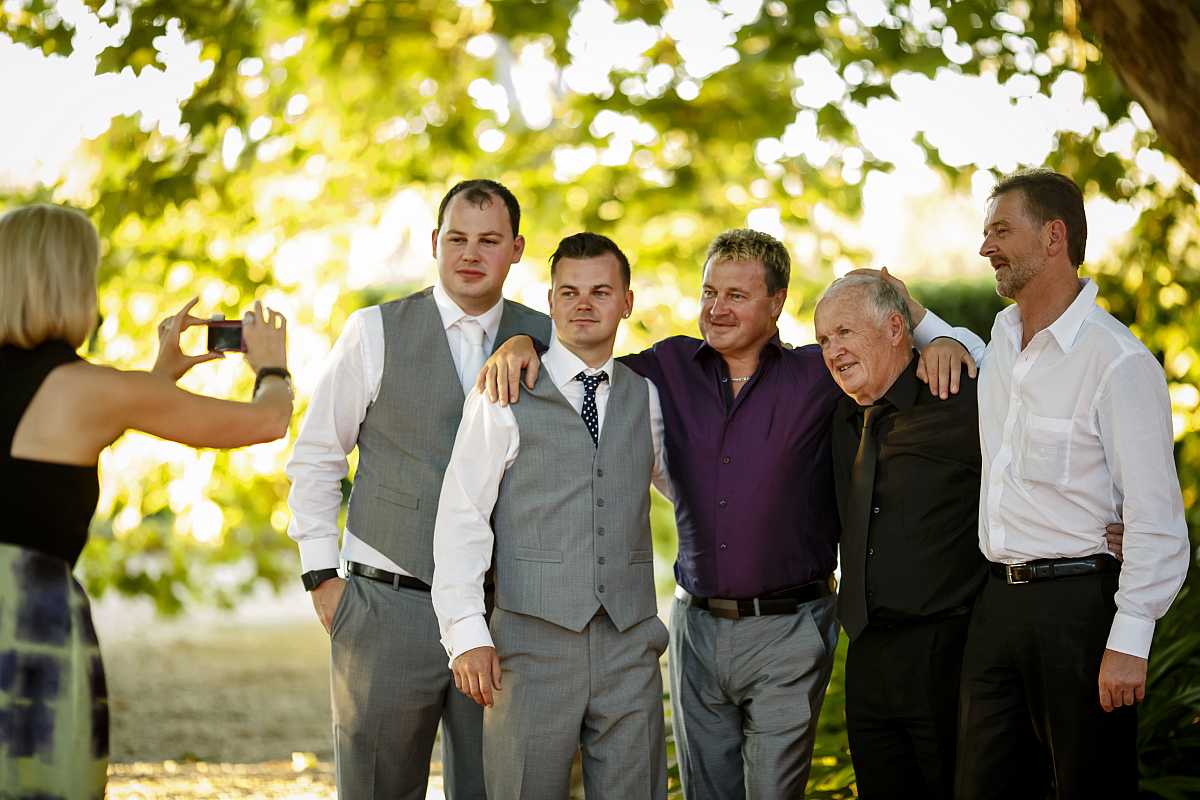 Melissa and Kane's Gypsy Gardens Wedding | Albury Wedding Photographers  | 0792.jpg