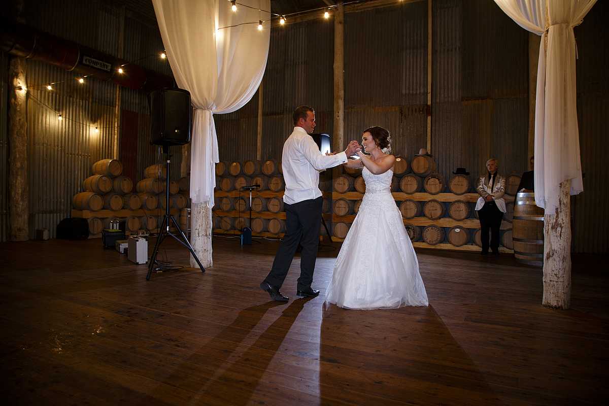 Bec & Dale's wedding at the Corowa Whisky & Chocolate Factory | Corowa wedding photographers | 00779.jpg
