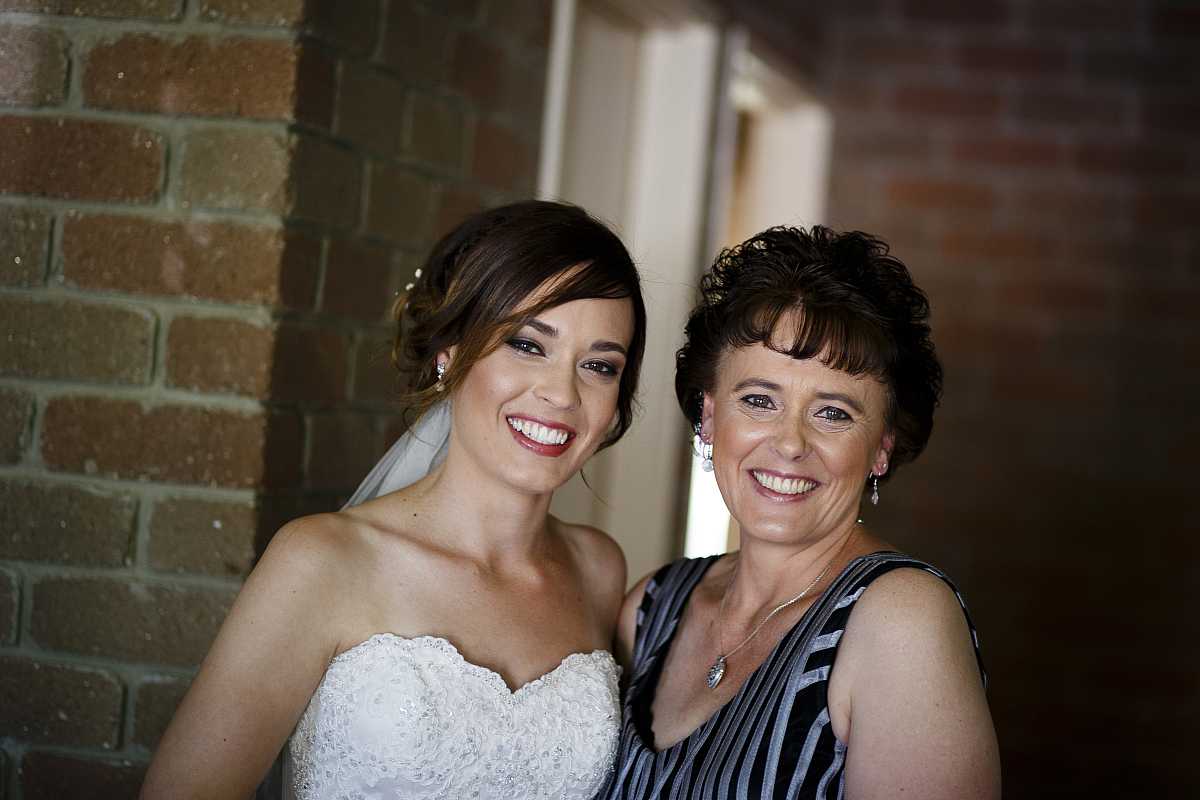 Bec & Dale's wedding at the Corowa Whisky & Chocolate Factory | Corowa wedding photographers | 00128.jpg