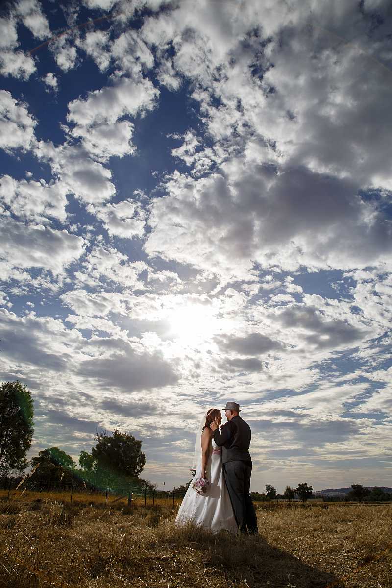 Jacqueline & Jarratt's Peregrines Table Top Mountain Wedding | Albury Wedding Photographers | 00630.jpg