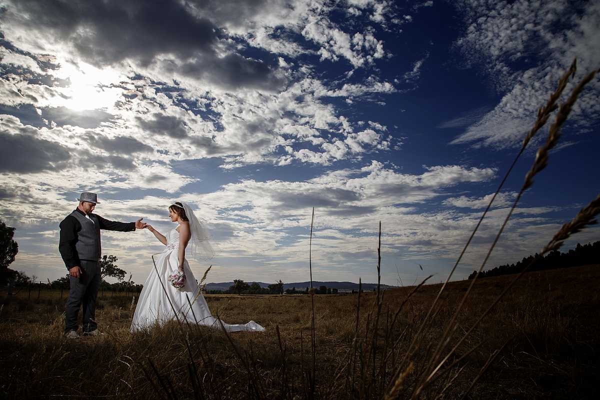 Jacqueline & Jarratt's Peregrines Table Top Mountain Wedding | Albury Wedding Photographers | 00621.jpg
