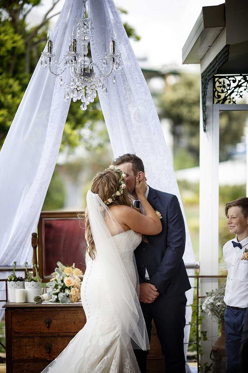 Leanne & Andrew’s Wedding at Yarrawonga Golf Club Resort | Yarrawonga / Mulwala Wedding Photographers | 00365.jpg