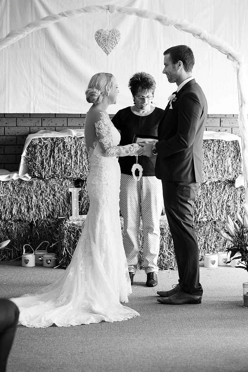 Emma & Jarryd’s Wedding at Yarrawonga Yacht Club | Yarrawonga / Mulwala Wedding Photographers | 00273.jpg