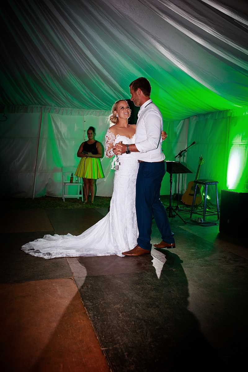 Emma & Jarryd’s Wedding at Yarrawonga Yacht Club | Yarrawonga / Mulwala Wedding Photographers | 00808.jpg