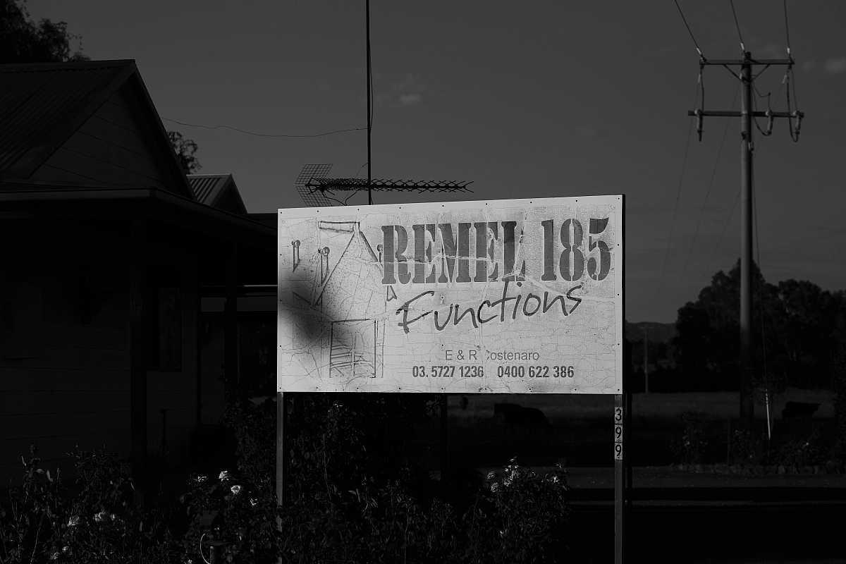 Amiee and Daniel's Wedding at Remel 185 | Whorouly wedding Photographers  | 00707.jpg