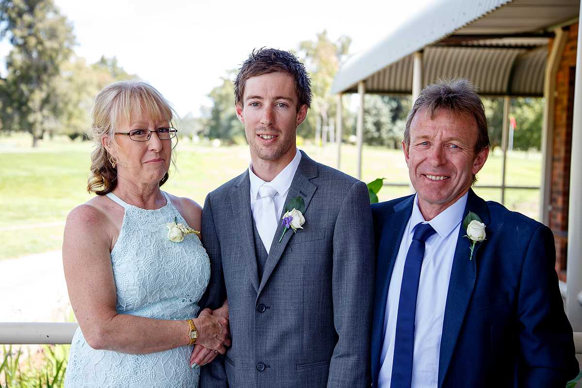 Bonnie & Luke’s Wedding at Howlong Golf Resort | Howlong Wedding Photographers | 00290.jpg