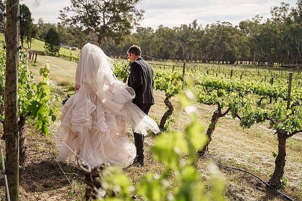Julie & Viv's Wedding at St Leonard's Winery | Rutherglen Wedding Photographers
