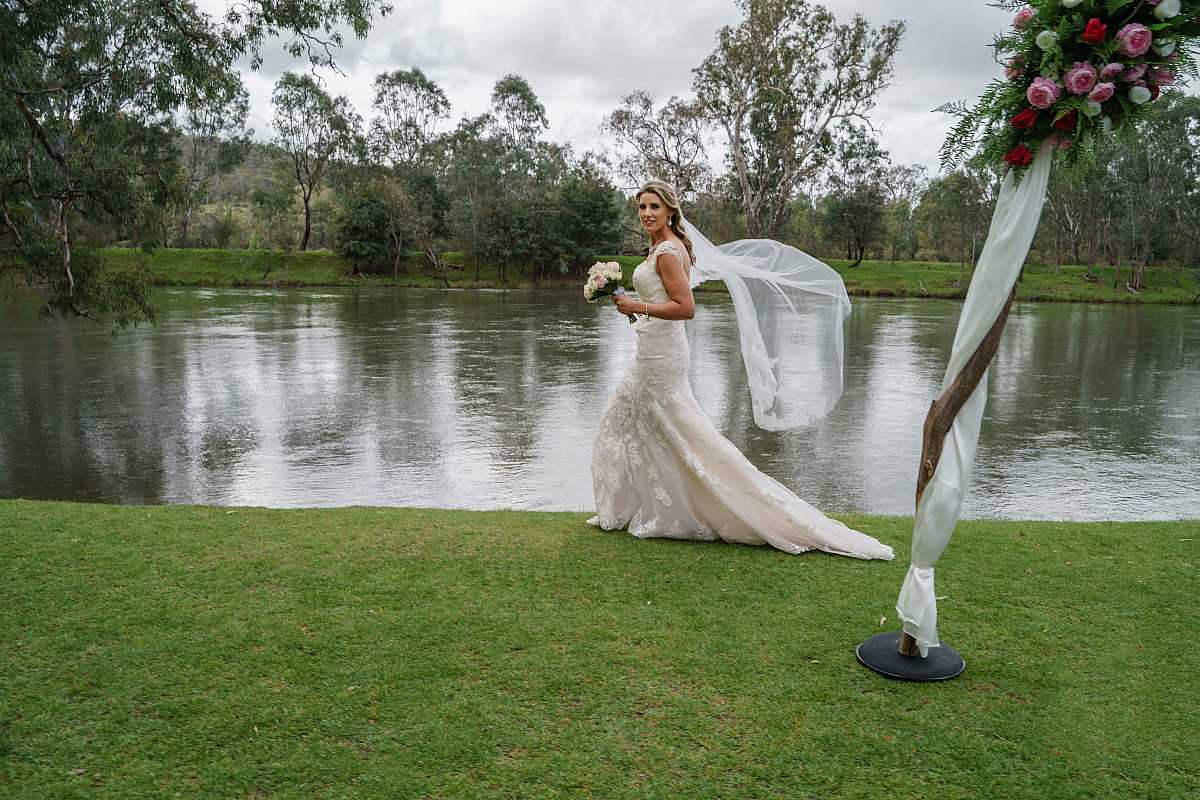 Bron and Joel's wedding at Noreuil Park Albury | Albury Wedding Photographers  | 00494.jpg
