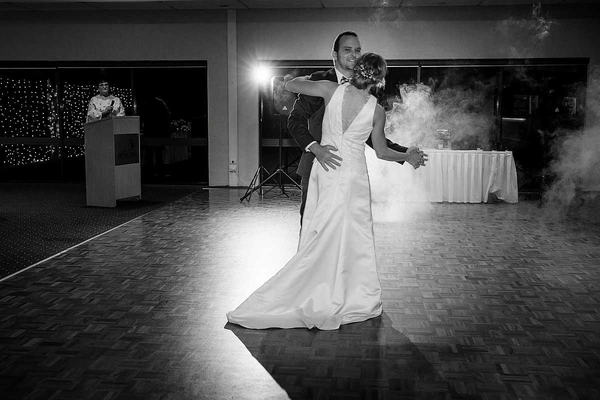 Jordon & Kyle’s Wedding at Howlong Golf Resort | Howlong Wedding Photographers | 01087.jpg