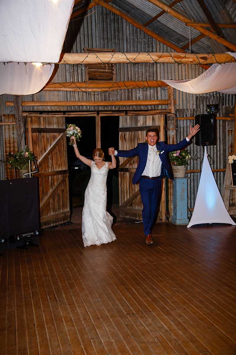 Emily and Jake's Wedding at Peregrine's Table Top Mountain | Albury wedding Photographers | 01013.jpg