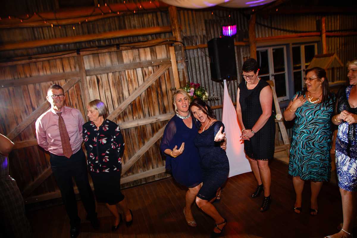 Emily and Jake's Wedding at Peregrine's Table Top Mountain | Albury wedding Photographers | 01408.jpg