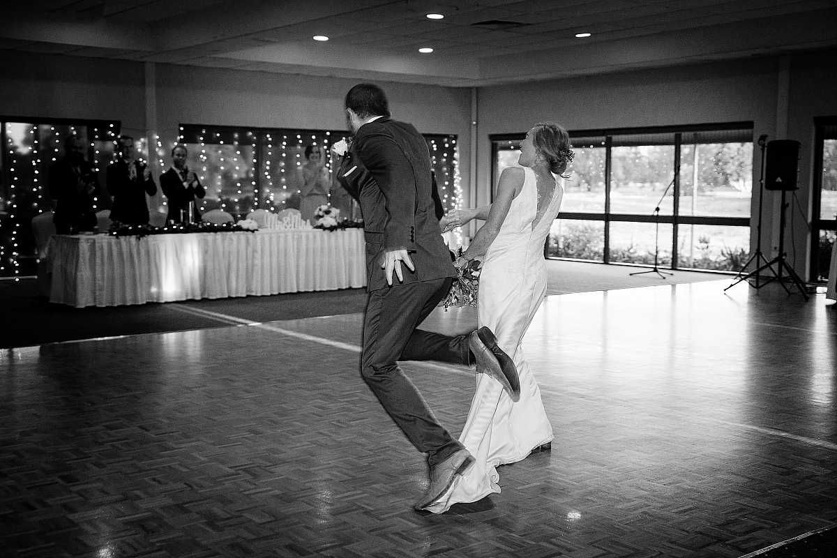 Jordon & Kyle’s Wedding at Howlong Golf Resort | Howlong Wedding Photographers | 00940.jpg