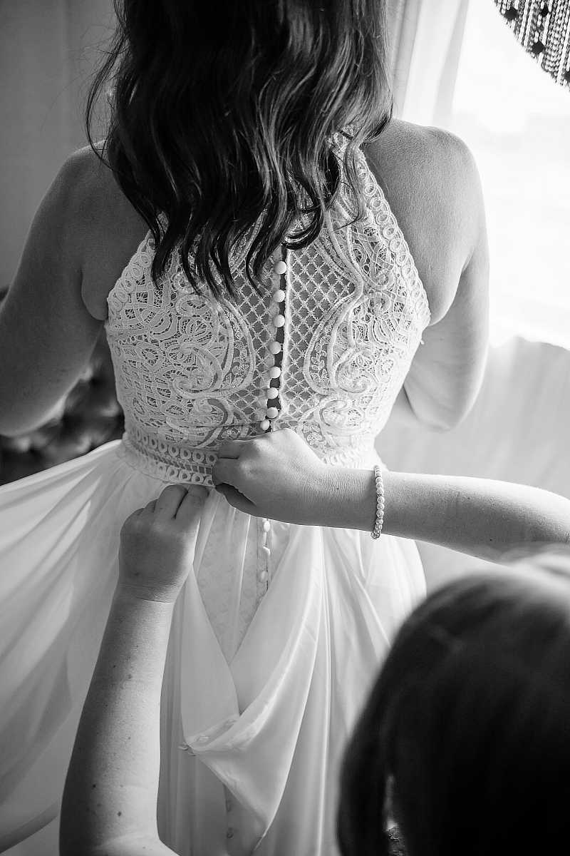 Tracy and Greg's Wedding at the Manor House  | Albury Wedding Photographers  | 00133.jpg