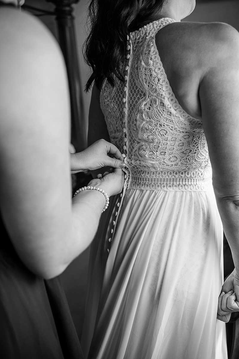 Tracy and Greg's Wedding at the Manor House  | Albury Wedding Photographers  | 00127.jpg