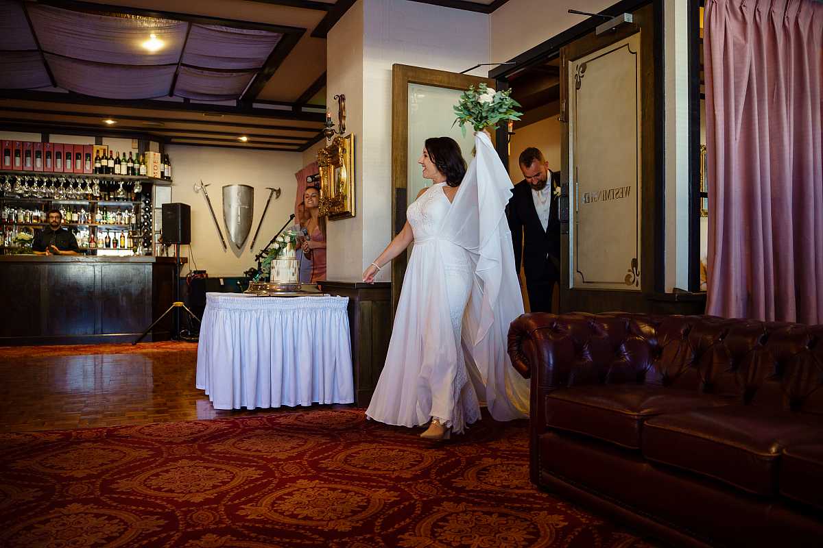 Tracy and Greg's Wedding at the Manor House  | Albury Wedding Photographers  | 00850.jpg