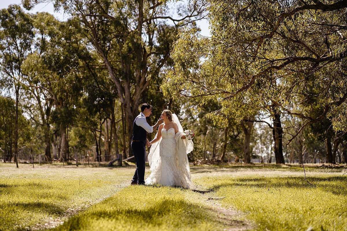 Sarah and Linden's Wedding at Oxley, Victoria | Wangaratta Wedding Photographers | 00575.jpg
