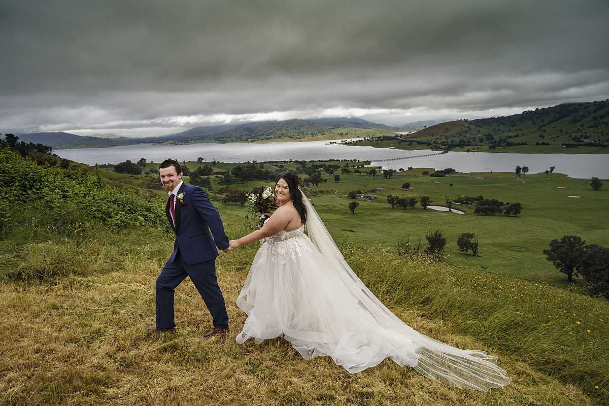 Stephanie and Matthew's wedding at Sandy Creek Victoria | Albury Wedding Photographers  | 00742.jpg