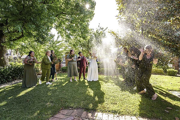 Kiz & Div’s Wedding at Adamshurst | Albury Wedding Photographers 